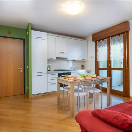 Ai Gelsomini - Lovely Flat With Terrace And Parking!