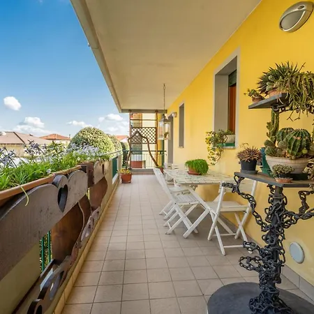 Ai Gelsomini - Lovely Flat With Terrace And Parking!