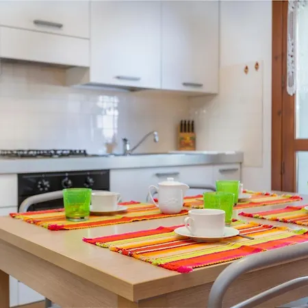 شقة Ai Gelsomini - Lovely Flat With Terrace And Parking!